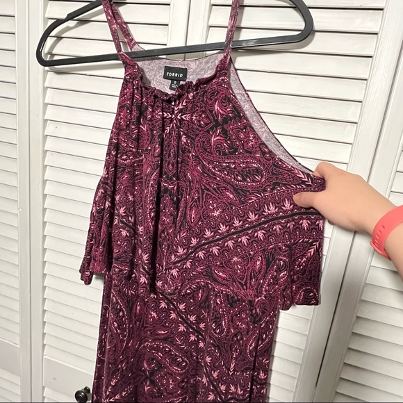 🎉HP🎉 Torrid Drape Top Halter Neck Burgundy Maxi Dress, Size 0 - Picture 7 of 14